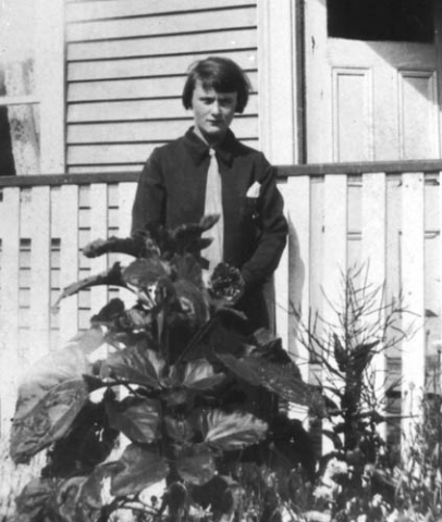 058: Elizabeth Reddy, later Sr. Clarissa. (circa 1922) [courtesy of Joseph Murphy]  - daughter of James Reddy &amp;amp; Mary Anne Murphy.